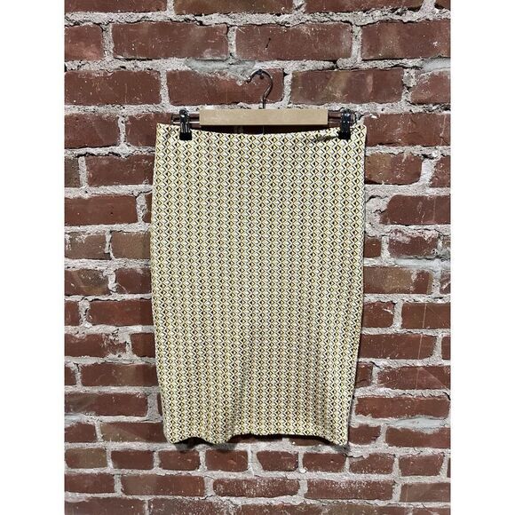 Zara Trafaluc Womens Yellow Abstract Pull On A-line Skirt Knit Size Large - Picture 1 of 3